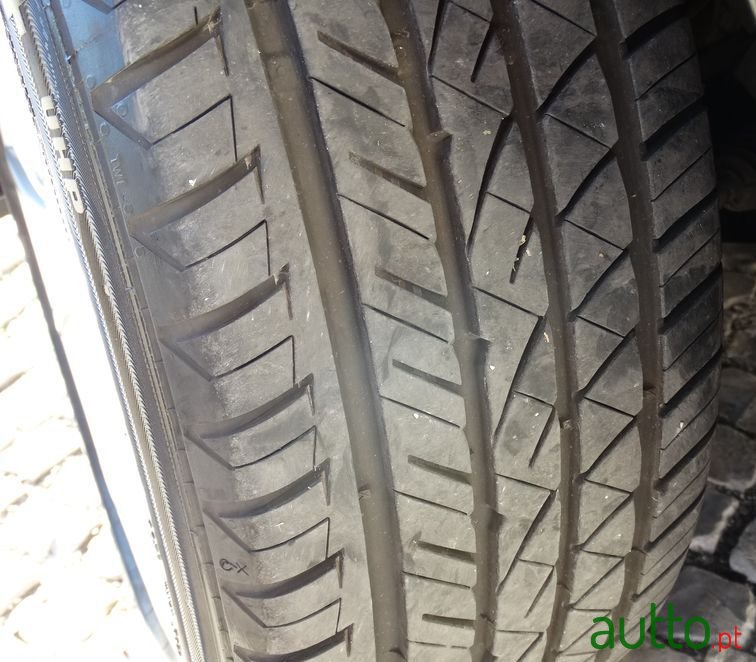 2012' Renault Megane Sport Tourer photo #6