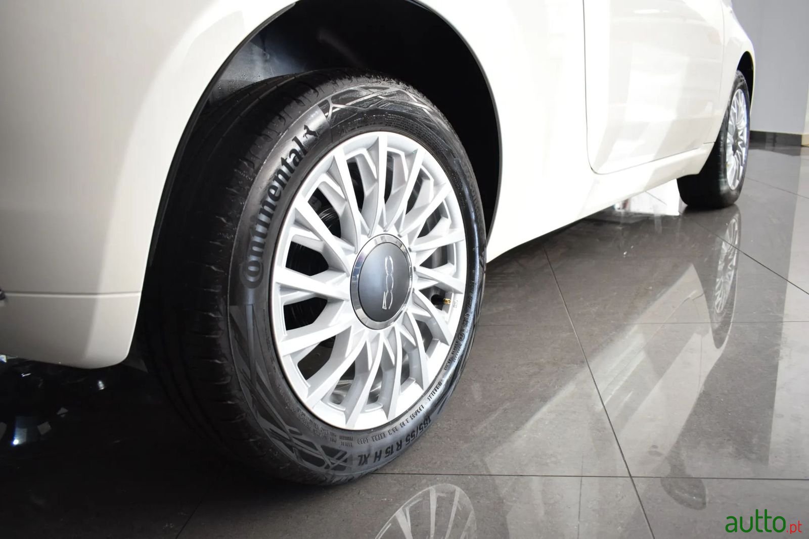 2022' Fiat 500 photo #4