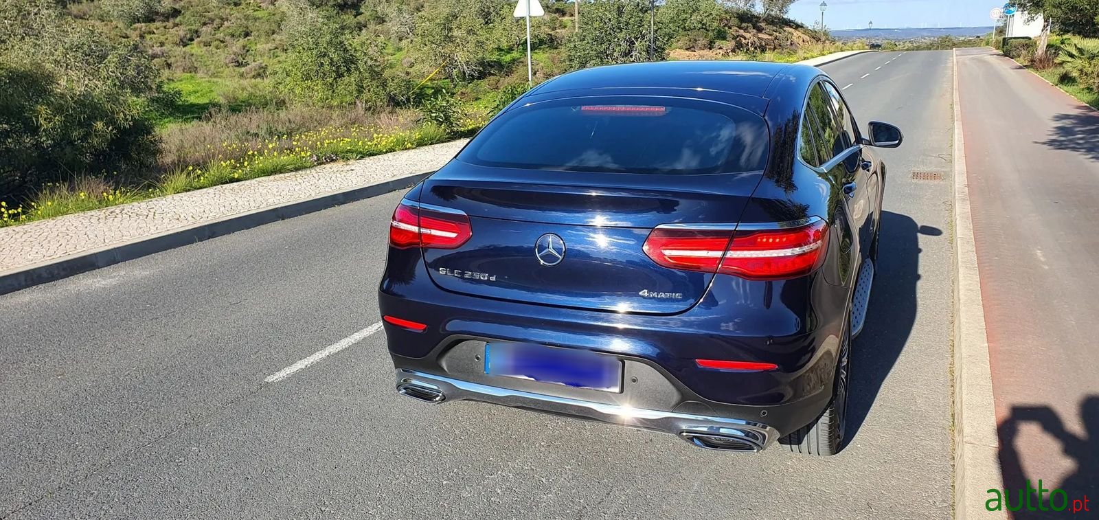 2018' Mercedes-Benz Glc-250 photo #6