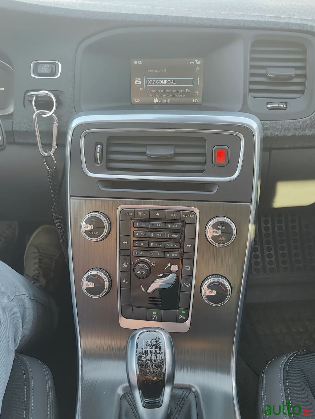 2014' Volvo V60 photo #5