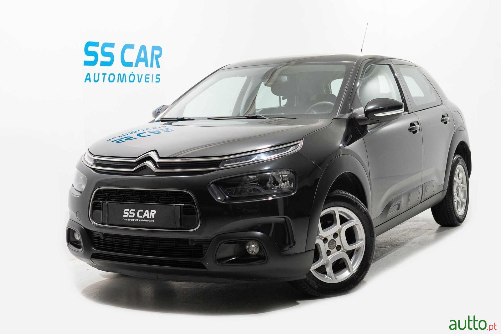 2019' Citroen C4 Cactus photo #1