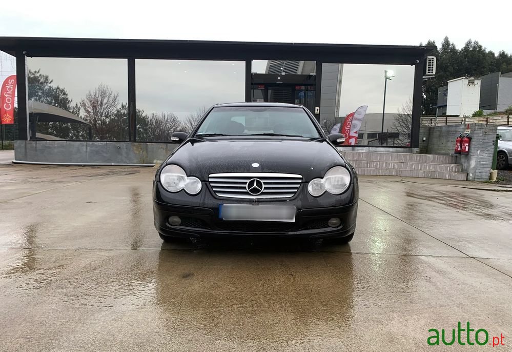 2001' Mercedes-Benz C 230 photo #2