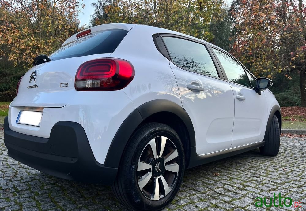 2020' Citroen C3 1.5 Bluehdi Shine photo #4