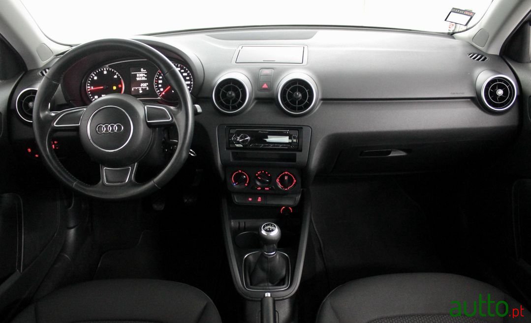 2017' Audi A1 Sportback photo #4