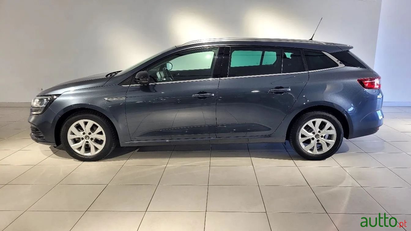 2019' Renault Megane Sport Tourer photo #4