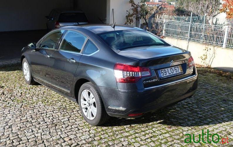 2011' Citroen C5 Exclusive photo #1