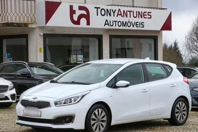 2017' Kia Ceed 1.4 Crdi Nav Line