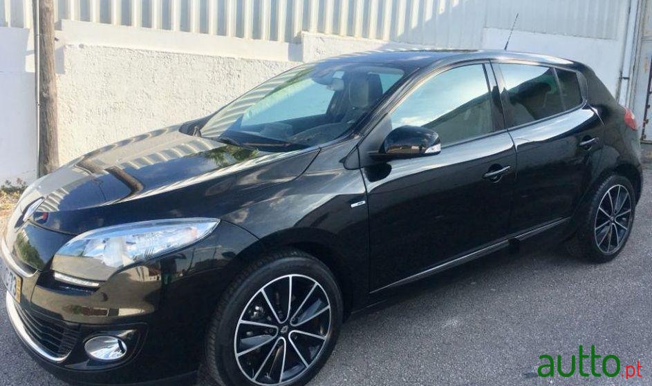 2013' Renault Megane photo #3