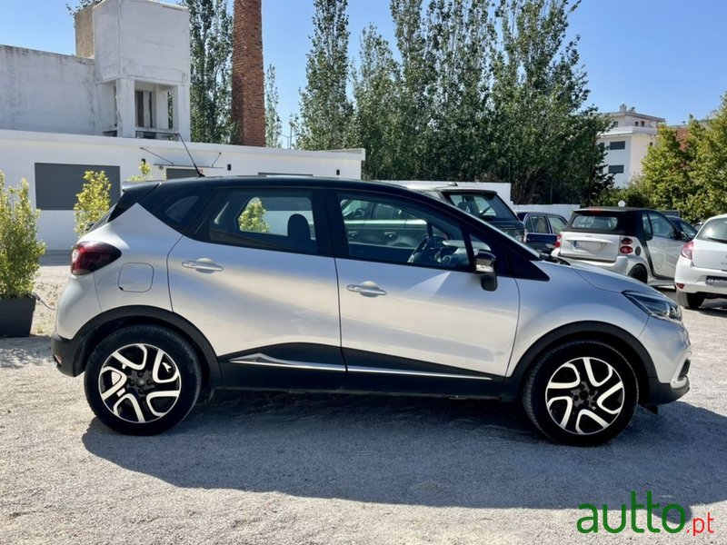 2018' Renault Captur photo #5