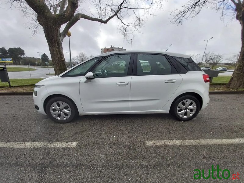 2014' Citroen C4 Picasso photo #3