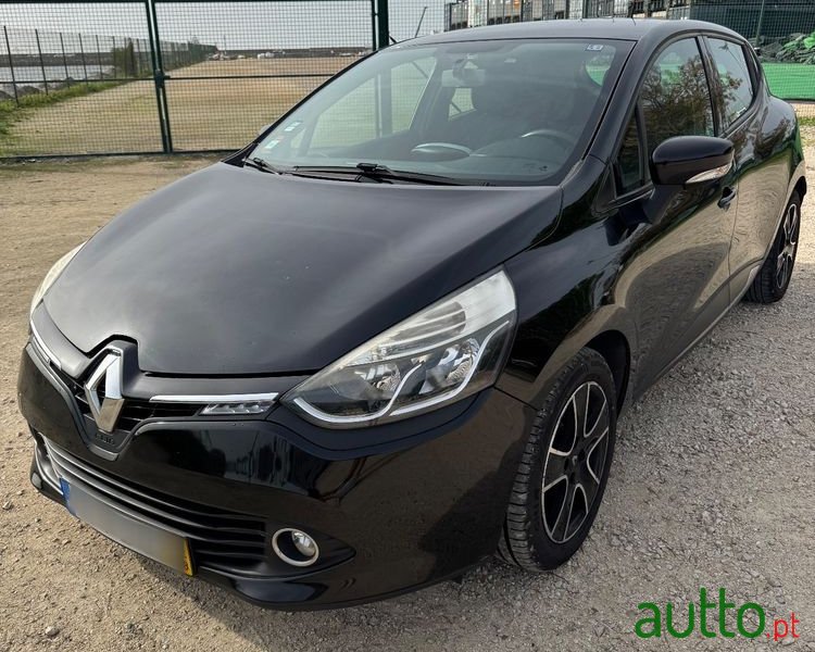 2014' Renault Clio 1.5 Dci Confort photo #1