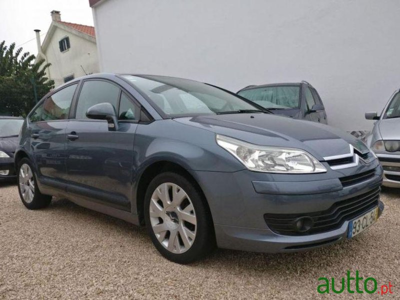 2006' Citroen C4 1.4 16V Vtr Pack photo #1