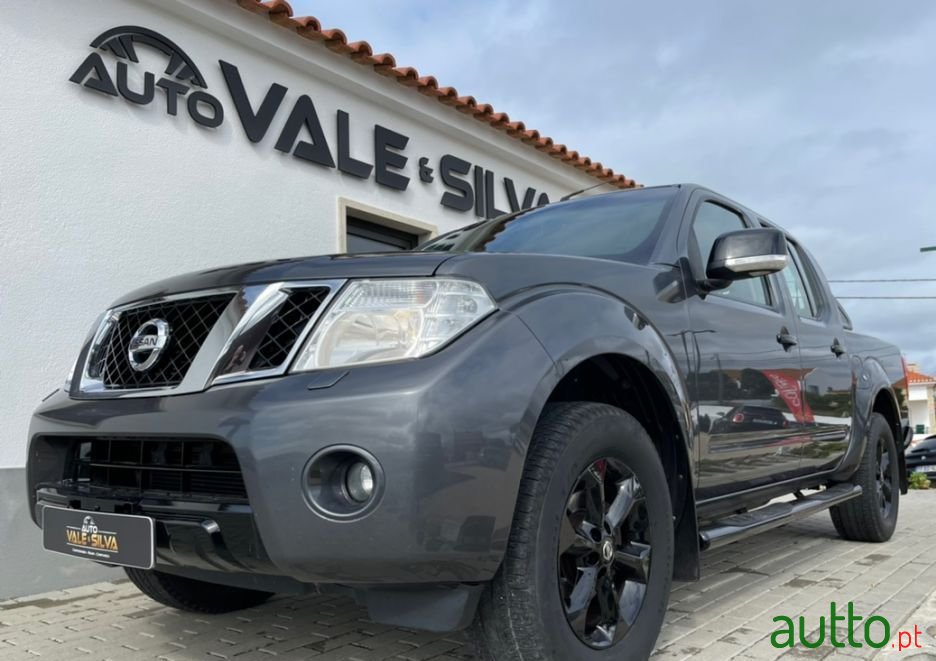 2011' Nissan Navara photo #2