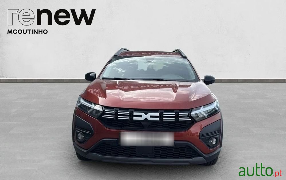 2023' Dacia Jogger photo #2