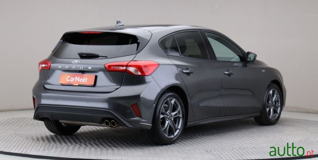 2019' Ford Focus photo #5