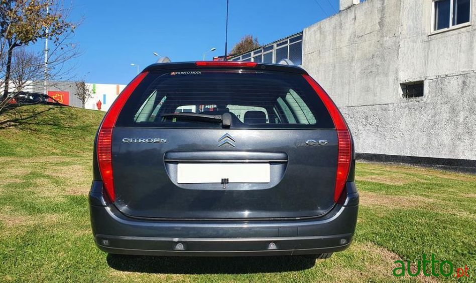 2006' Citroen C5 Tourer photo #3