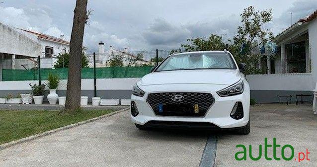 2018' Hyundai I30 Cw photo #3