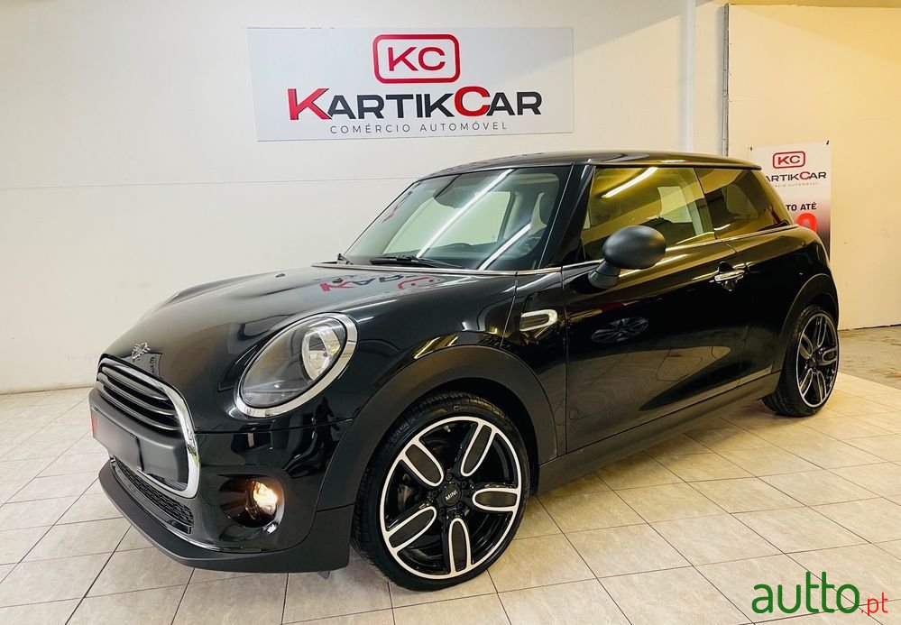 2019' MINI One 3 Portas photo #2