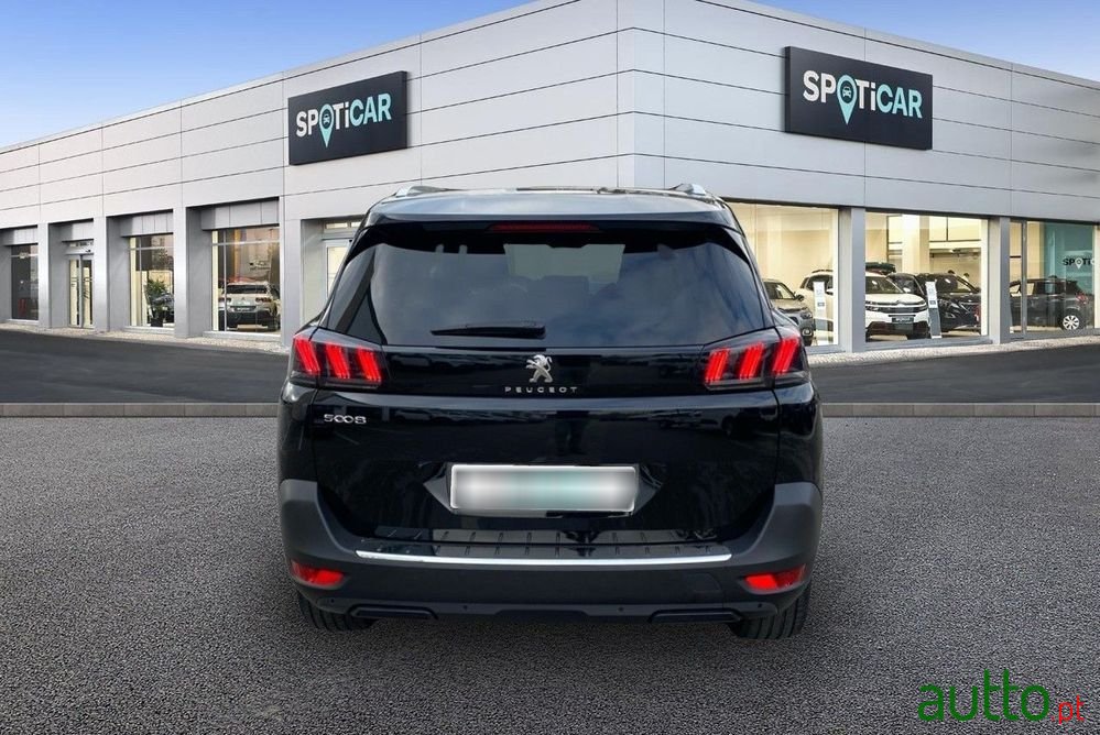 2024' Peugeot 5008 photo #5