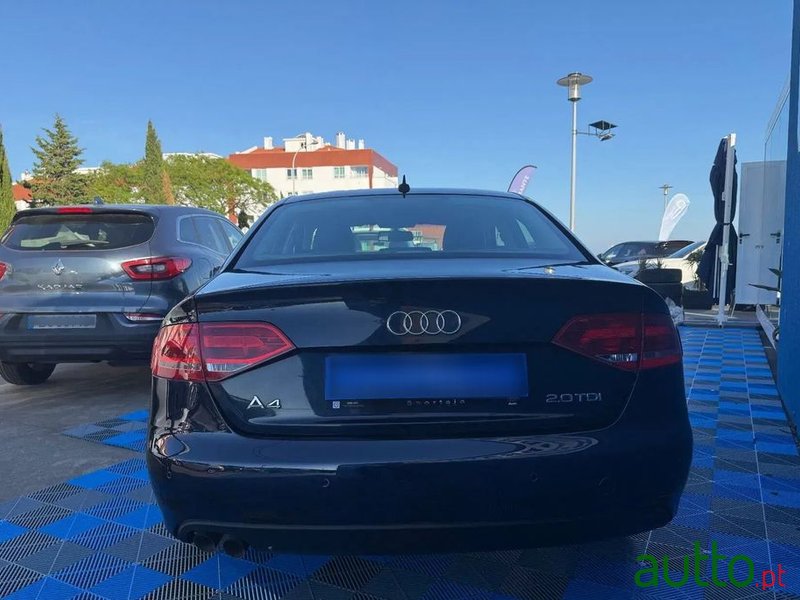 2008' Audi A4 2.0 Tdi Advance photo #3