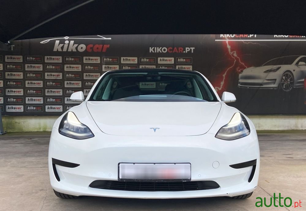 2019' Tesla Model 3 photo #3