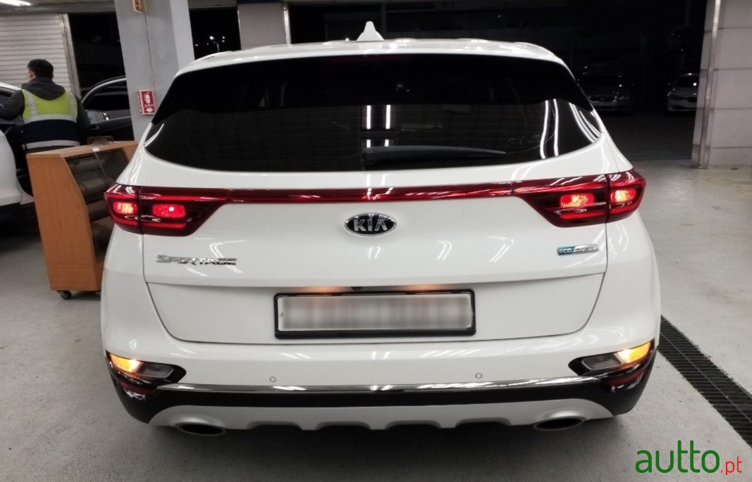 2020' Kia Sportage photo #4