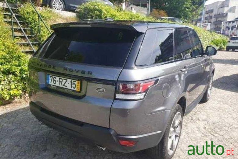 2016' Land Rover Range Rover Sport photo #3