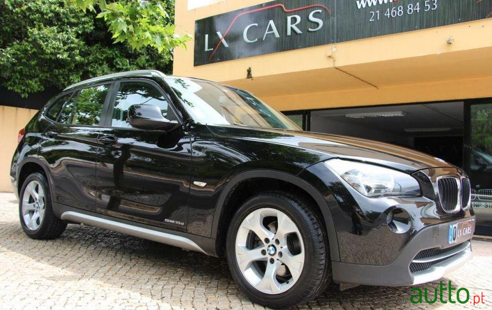 2011' BMW X1 18 D Sdrive photo #2