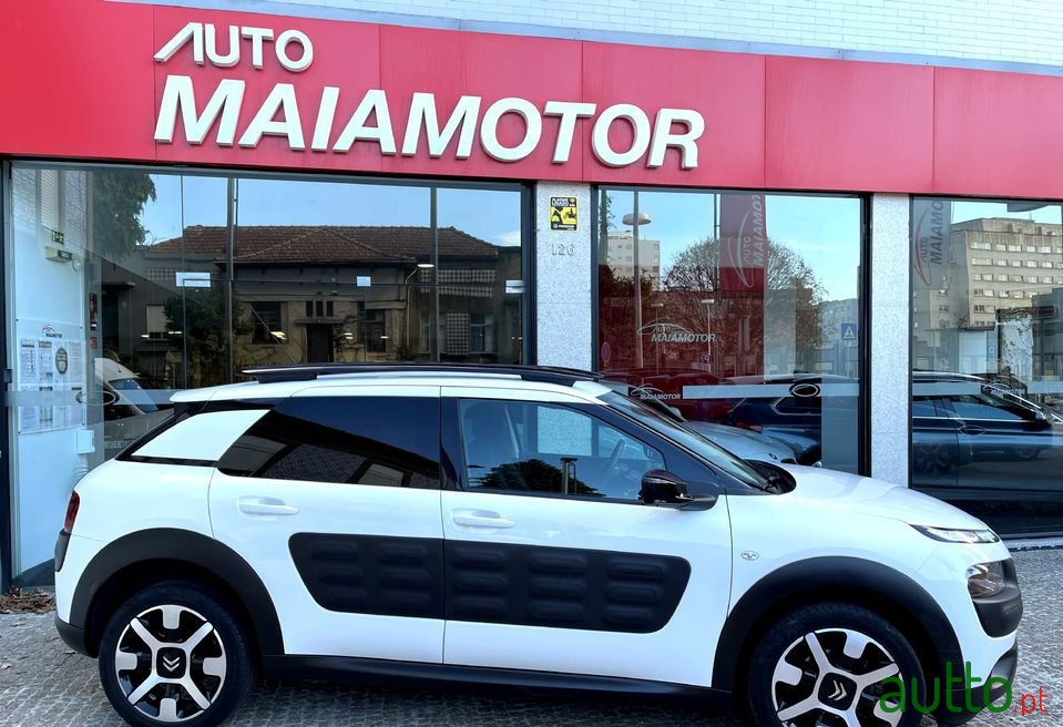2016' Citroen C4 Cactus photo #5