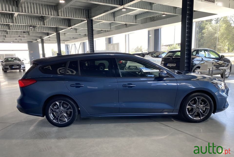 2021' Ford Focus Sw photo #5