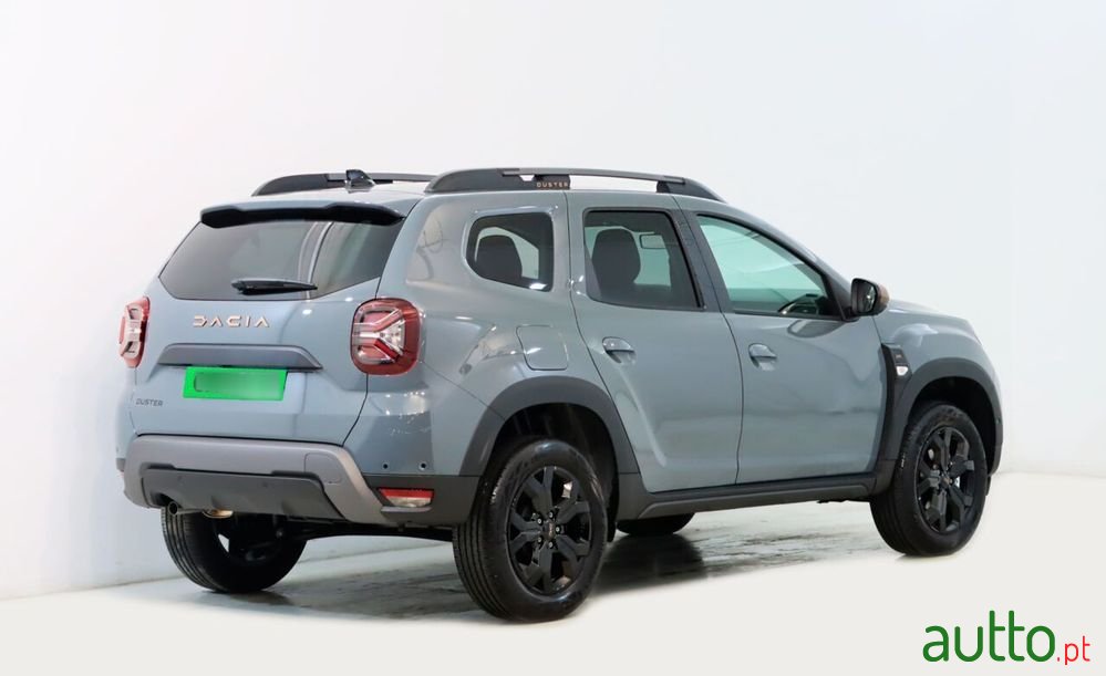 2024' Dacia Duster 1.3 Tce Extreme Edc photo #2