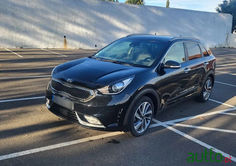 2018' Kia Niro photo #1