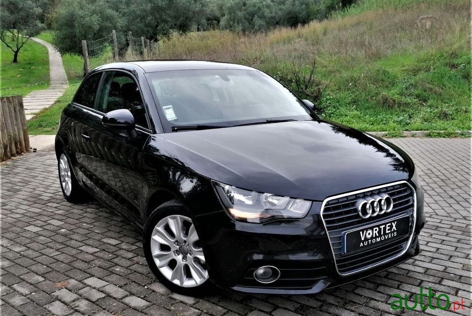 2011' Audi A1 photo #1