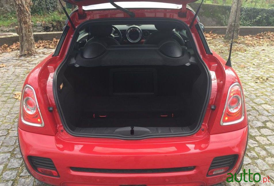 2013' MINI Coupe Cooper Sd photo #4