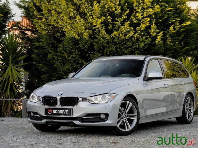 2013' BMW 320 photo #5