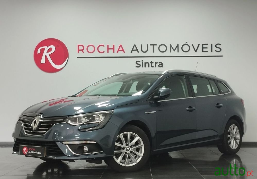 2018' Renault Megane Sport Tourer photo #1