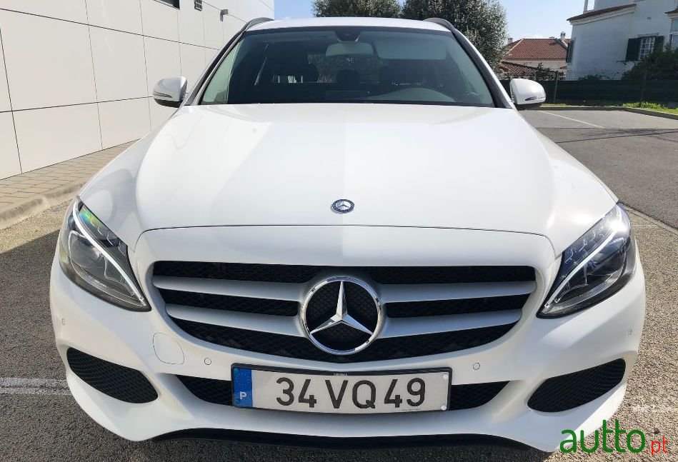 2017' Mercedes-Benz 180 photo #3