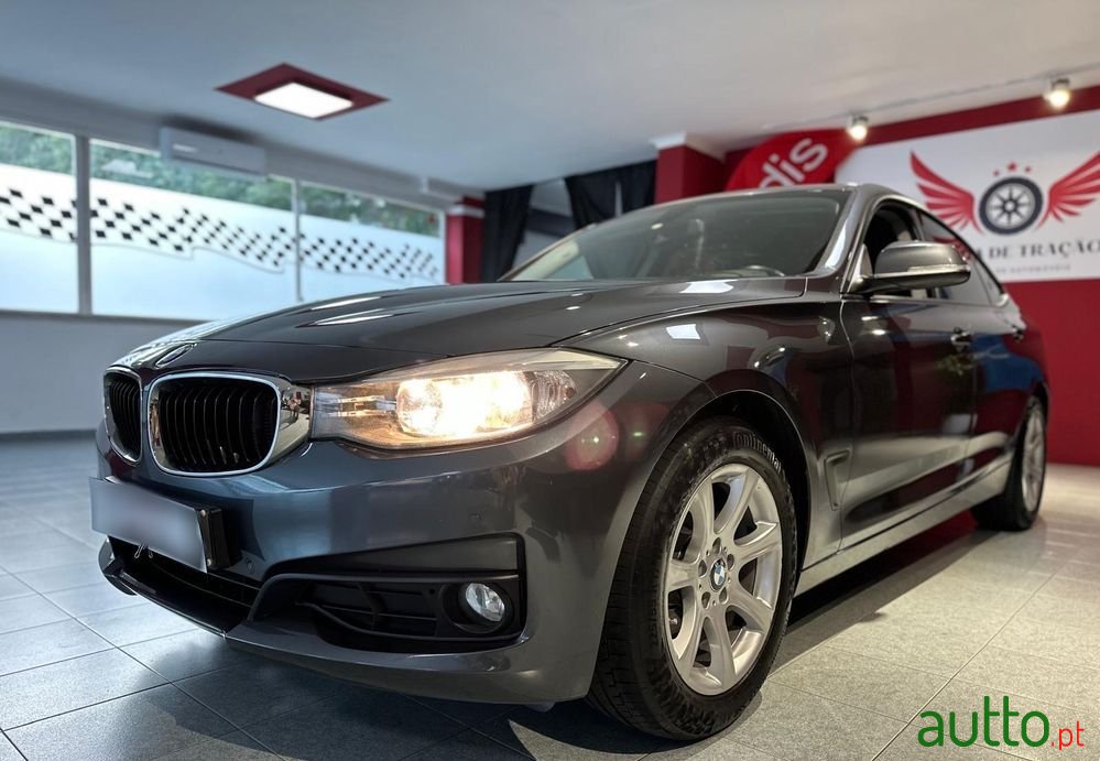 2014' BMW Série 3 D Line Luxury photo #4