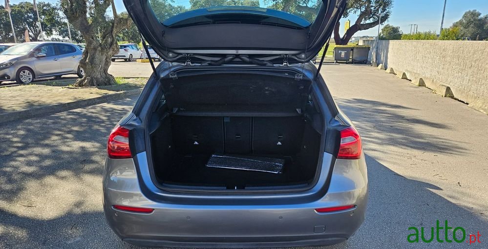 2018' Mercedes-Benz Classe A Style Plus photo #6