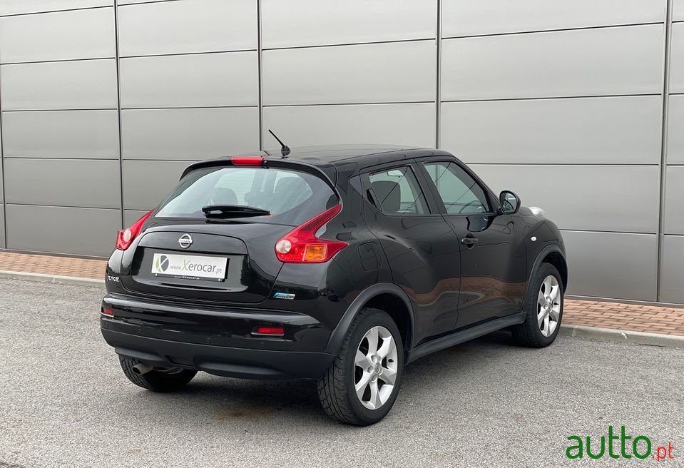 2011' Nissan Juke photo #3