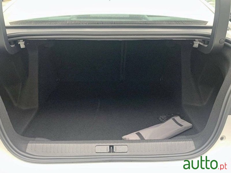 2024' Citroen C4 X 1.2 Puretech Plus Eat8 photo #6