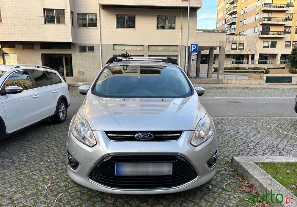 2010' Ford C-MAX photo #2