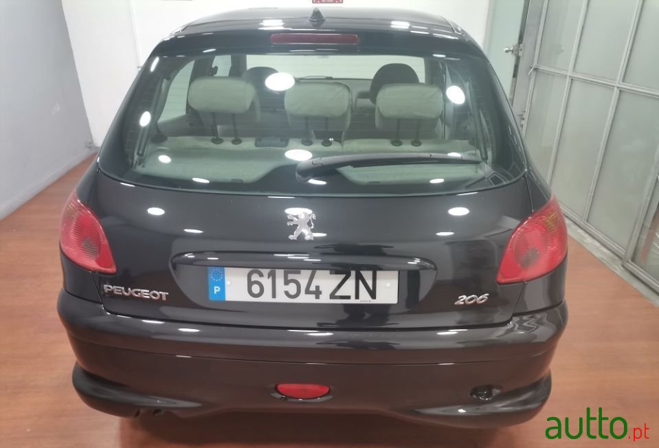 2005' Peugeot 206 photo #5