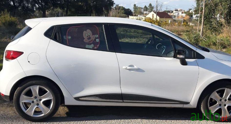 2015' Renault Clio 0.9 Tce Dynamique photo #2