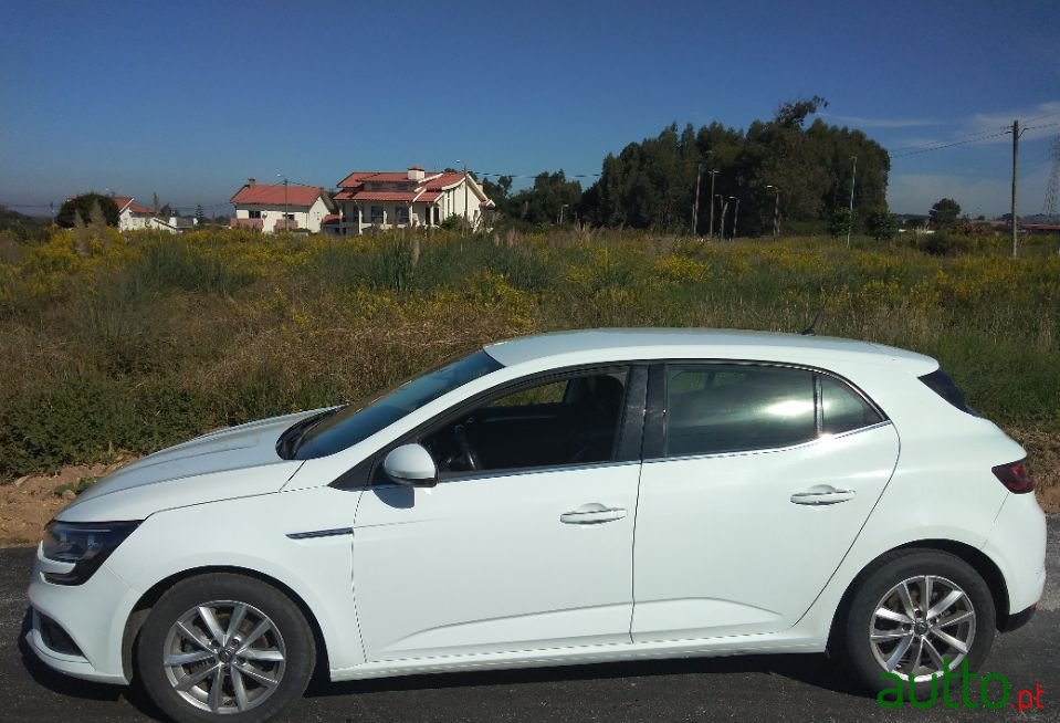 2017' Renault Megane photo #4