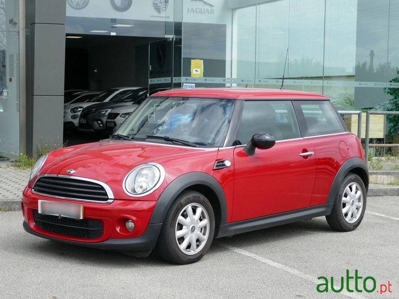 2011' MINI One D photo #1