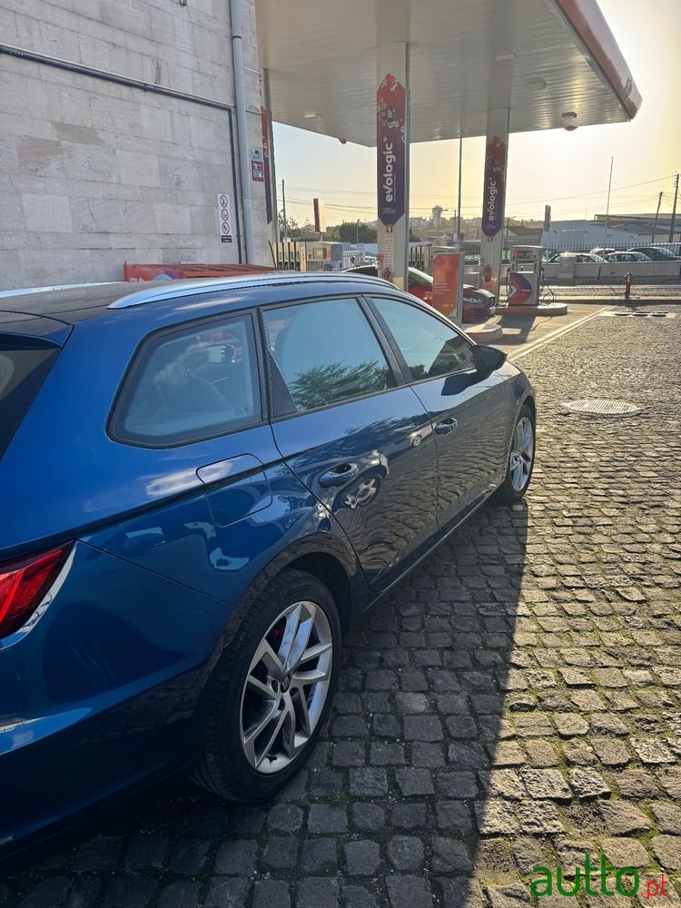 2016' SEAT Leon St photo #4