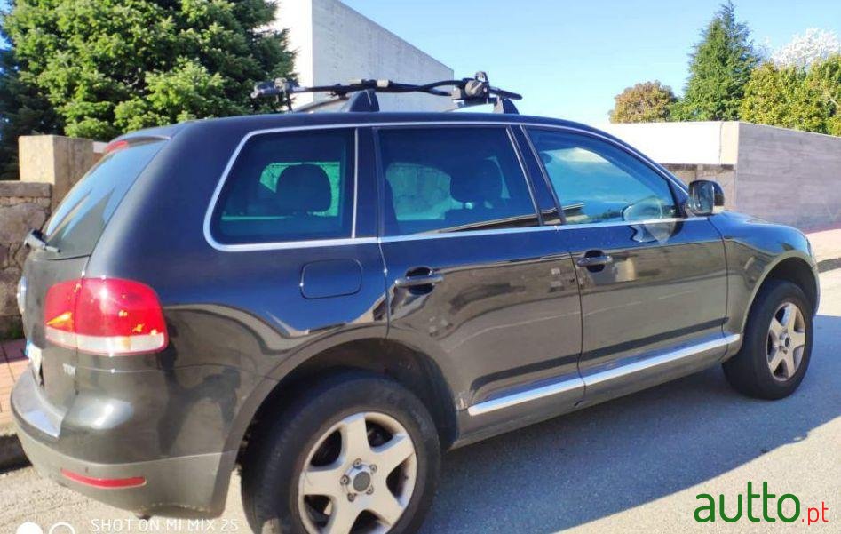 2004' Volkswagen Touareg 2.5 Tdi photo #1