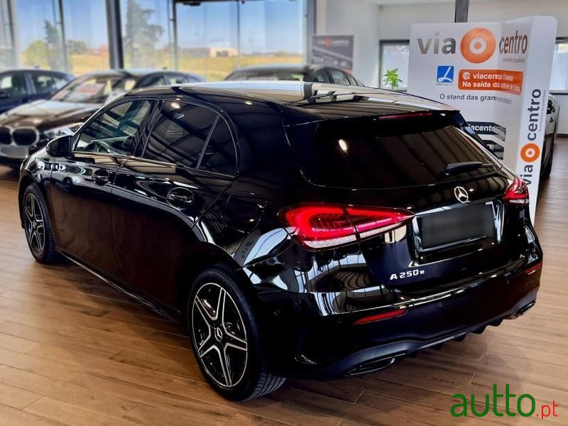 2021' Mercedes-Benz Classe A E Amg Line photo #4