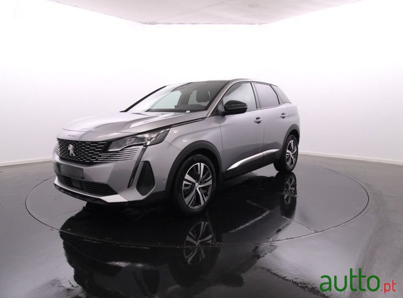 2023' Peugeot 3008 photo #1